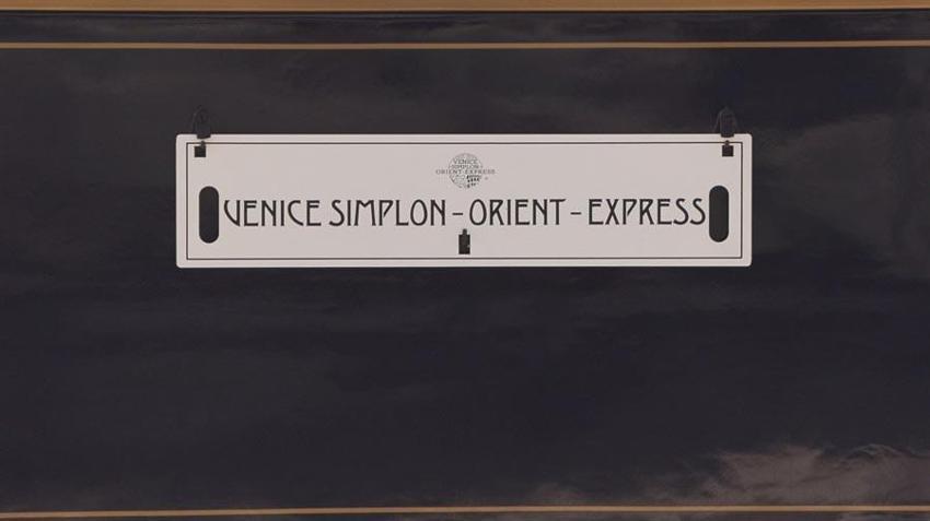 Paris’ten yola çıkan tarihi 'Orient Express' 64 yolcusuyla Sirkeci’ye geldi