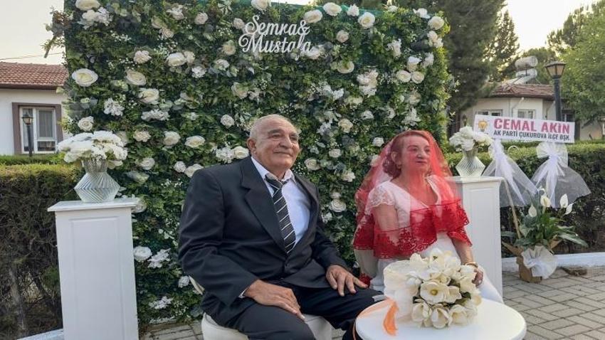 Adana'da her yaşta aşk var! 75'in aşık oldu huzurevinde evlendi!