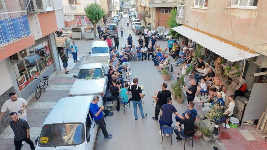 Makedonya'dan Manisa'ya uzanıyor! Çalgılı bayram geleneğinde herkes neşeli
