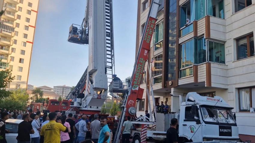 Diyarbakır'daki yangında anne ile 3 çocuğu hayatını kaybetmişti! 30'dan fazla kişiyi kurtaran Eligün: Hayatımda böyle bir şey görmedim