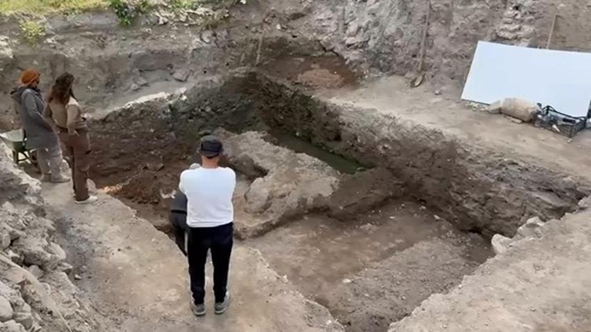 Dünyada ilk kez Bursa'da görüldü! Evin odasında ortaya çıktı, sırrı bilinmiyor, Papa ziyarete gelecek