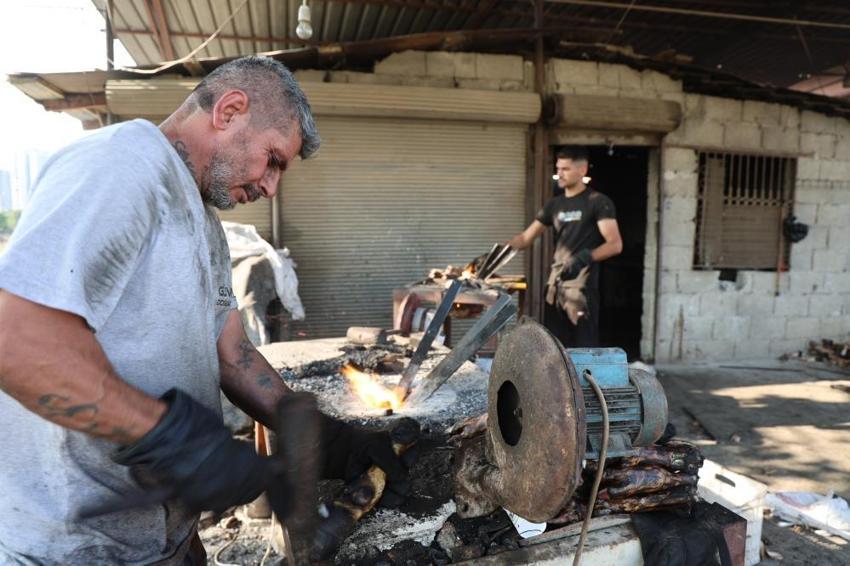 Adana'da 14 kişilik ekip kuruldu! Yılda 3 gün yapılıyor, günlük 4 bin TL kazançları var