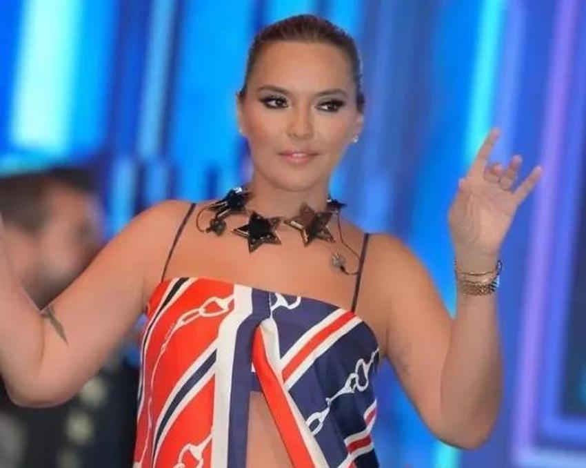 Demet Akalın'ın minik hayranına tavrı tepki çekmişti! Sürprizi böyle açıkladı