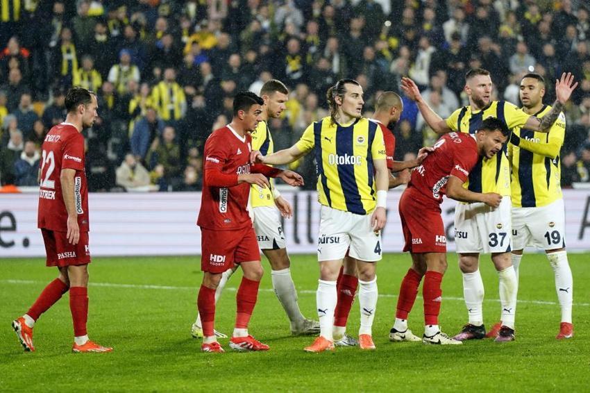 Fenerbahçe'de Ali Koç'un listesi ortaya çıktı! Avrupa'nın 3 yıldızı transfer edilecek