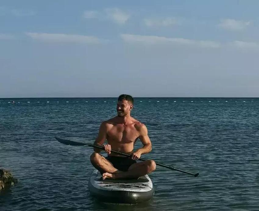 Ayrılık sonrası Cemre Baysel'den olay gönderme!