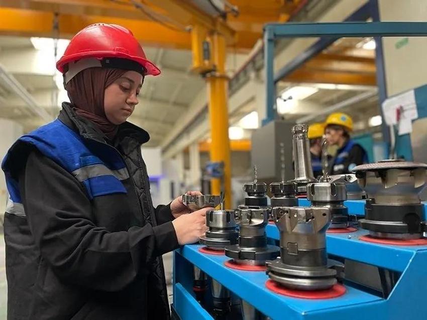 SGK işsize, anneye, ev hanımına ödemeye başladı! Otomatik hesaplara yatıyor: Başvuru gerektiren de var
