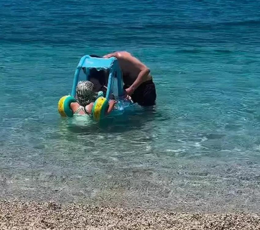 Ünlü şarkıcı oğlunun yüzünü ilk kez gösterdi