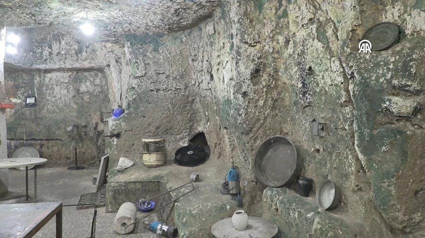Gaziantep'te 500 yıllık tarihi yerde ziyaretçi yoğunluğu yaşanıyor! Savaş yıllarında kullanılan mekana giren çıkmak istemiyor