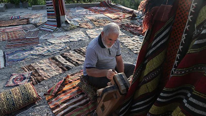 Hepsi servet değerinde ama satmıyor! Erciyes Dağı'nın manzarasında sergiliyor