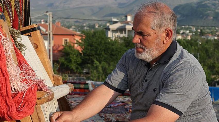 Hepsi servet değerinde ama satmıyor! Erciyes Dağı'nın manzarasında sergiliyor