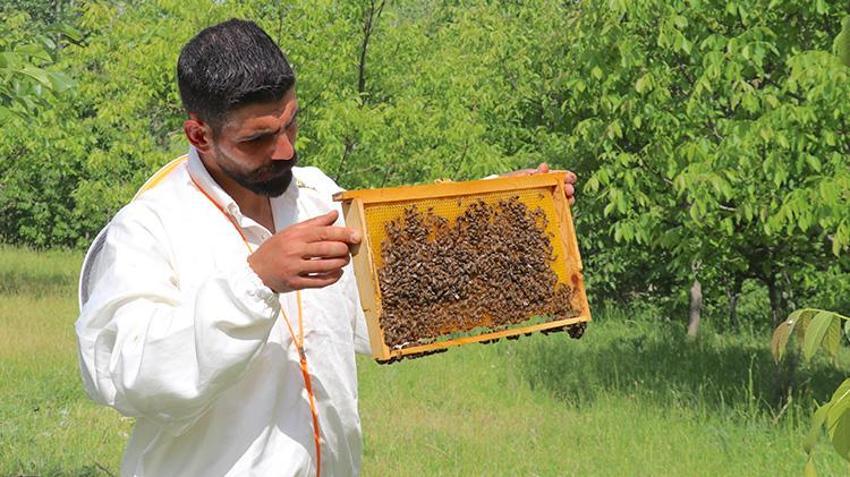 Vanlı girişimci yüzde 80 engelli olmasına rağmen üretime başladı! Şimdi siparişlere yetişemiyor