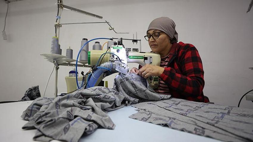 İş yerini İstanbul'dan köyüne taşıdı! Köylü kadınları işe alarak Almanya'ya ihracata başladı