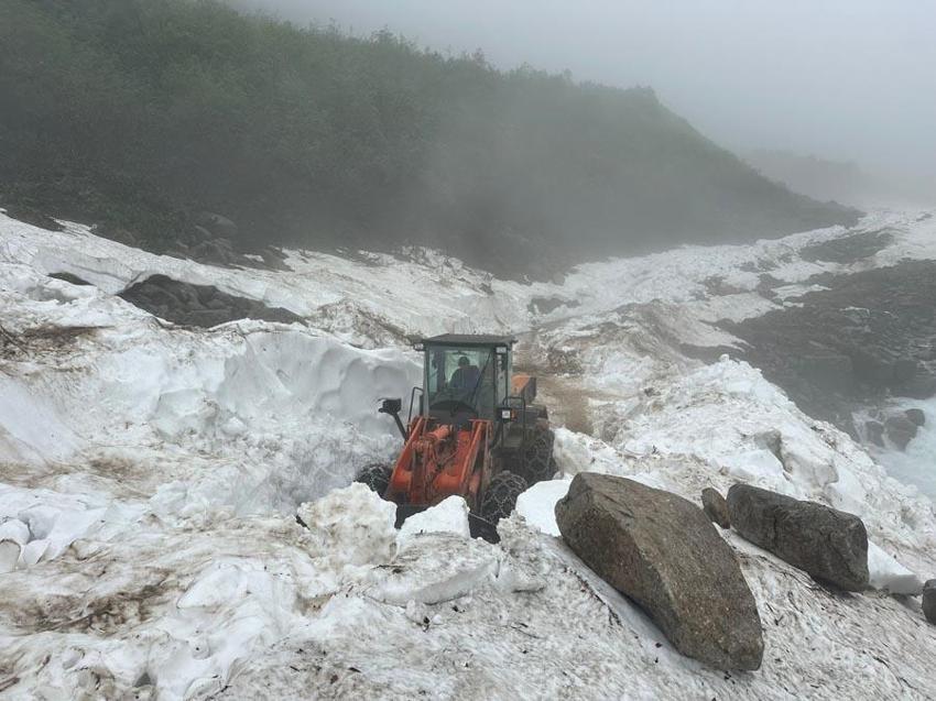 Kar yağışları sonrası haziran ayında zorlu mücadele başladı! İl Özel İdaresi ekipleri çalışmalara başladı