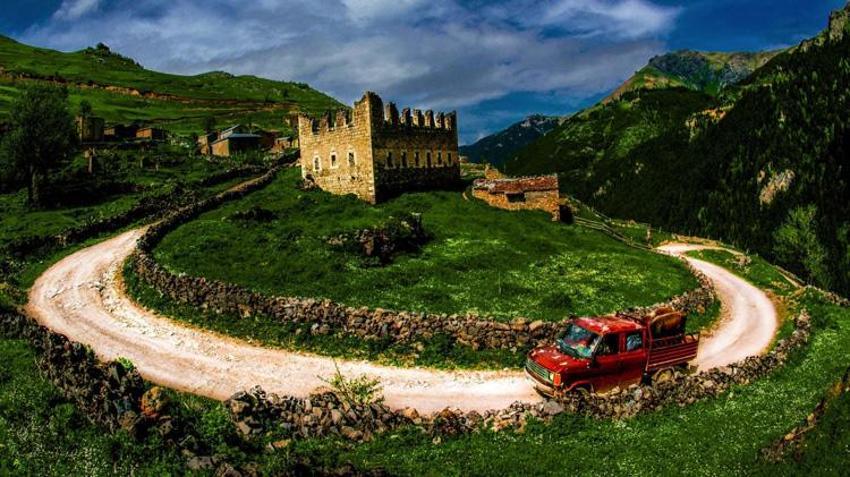 Gümüşhane'de böyle bir yer olduğunu çok az kişi biliyor! Kayıp Santa Yolu'ndan sırlı tarihe yolculuk 