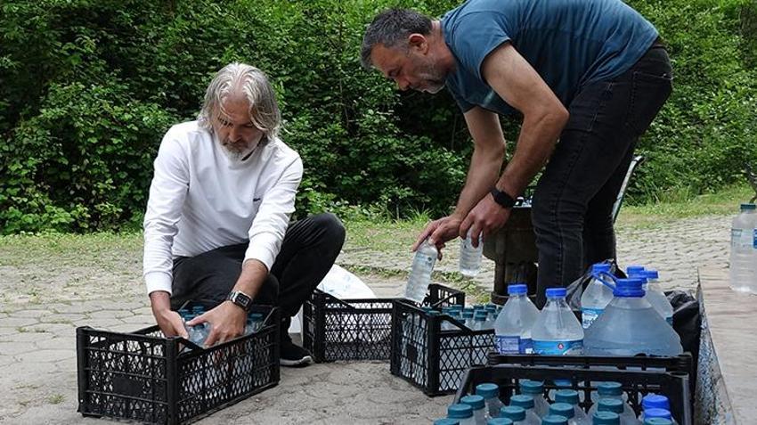Trabzon'da doğal ve şifalı! Herkes bardak bardak içiyor, kötü haberi verdi