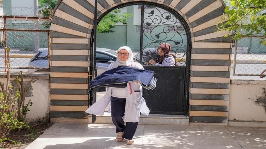 Diyarbakır Sıfır Atık projesini benimsedi! Artık kumaşlarla giysi üretiyorlar