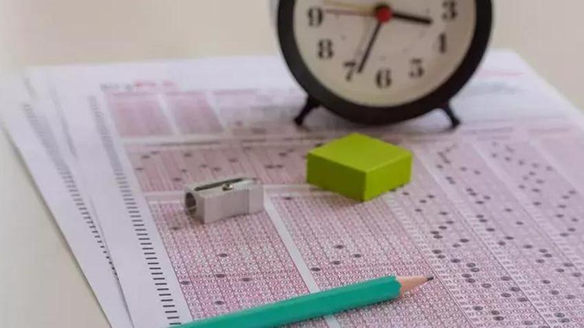 Üniversite sınavına girecek öğrencilere moral mesajı! YKS'ye girecek öğrenciye iyi dilekleri: YKS'ye girecek öğrencilere başarı mesajı ve motivasyon sözleri