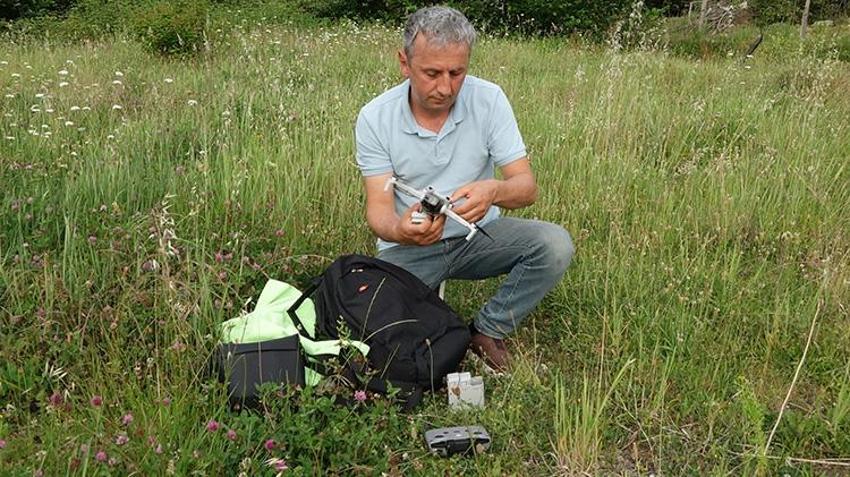 Yatağa bağımlı meslektaşının yayla hasretini drone görüntüleriyle dindirdi! Trabzon yaylaları drone ile yatağına geldi!