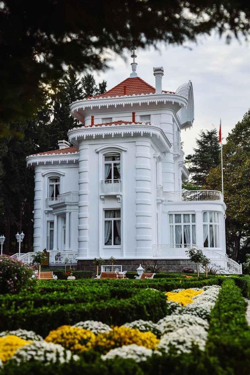 Karadeniz'in incisi Trabzon'da turizm atağı! Tarihi Köşk ziyaretçi rekoru kırdı