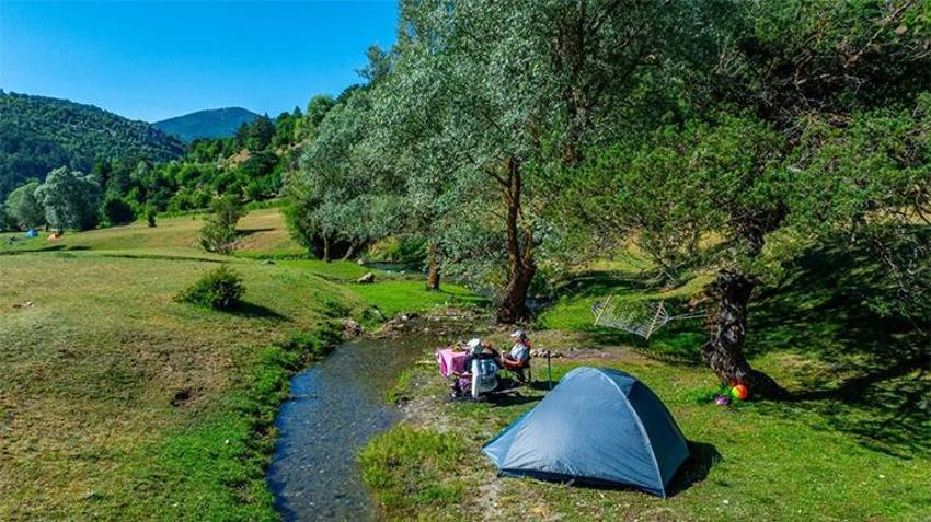 Çukurova'nın kavurucu sıcağından kaçan geliyor! Burası Adana'ya sadece 1 saat uzaklıkta