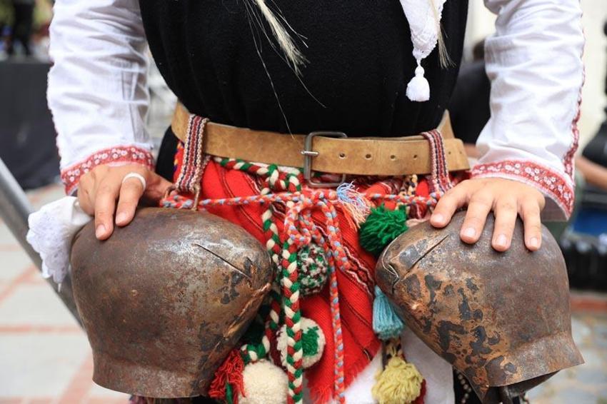 Uluslararası Balkan Folklor Festivali kapsamında Edirne’de 'kuker' geleneği canlandırıldı