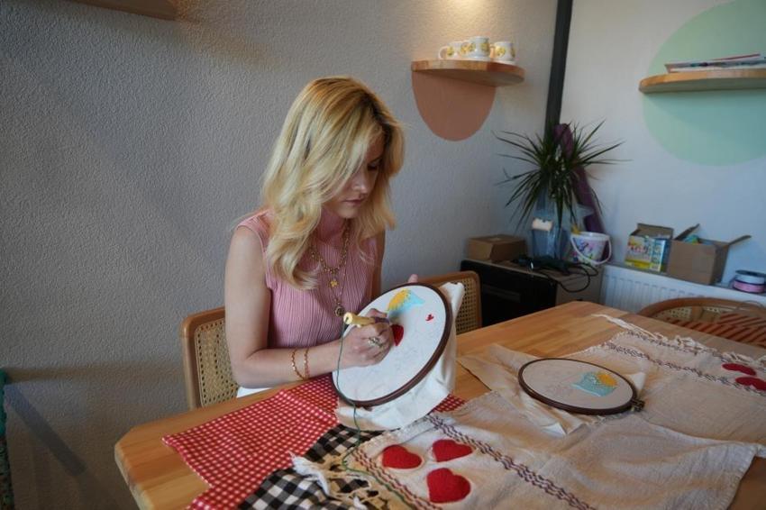 Tek sermayesi annesinin dikiş makinesiydi: Bolu'ya bu işi o getirdi! '81 şehre atıyorum'