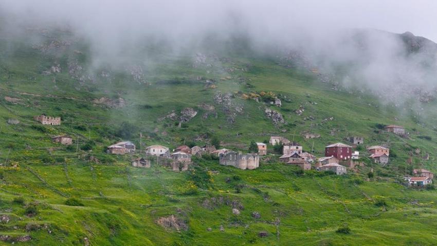 Tosun Paşa'daki Yeşil Vadi gibi! Gümüşhane'deki cennetin adı: Santa Harabeleri
