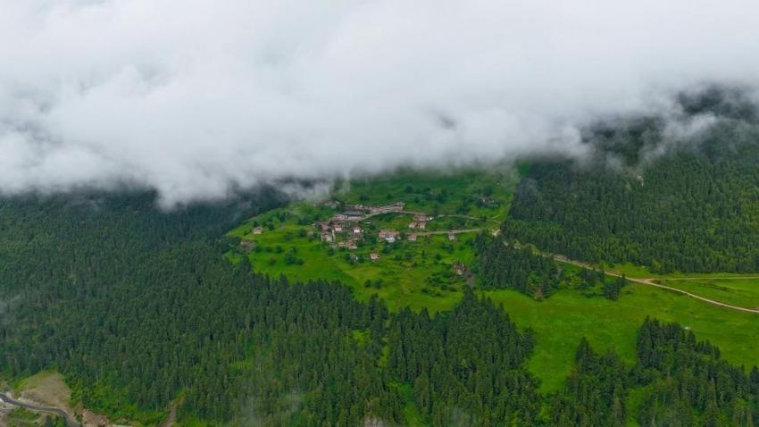 Tosun Paşa'daki Yeşil Vadi gibi! Gümüşhane'deki cennetin adı: Santa Harabeleri