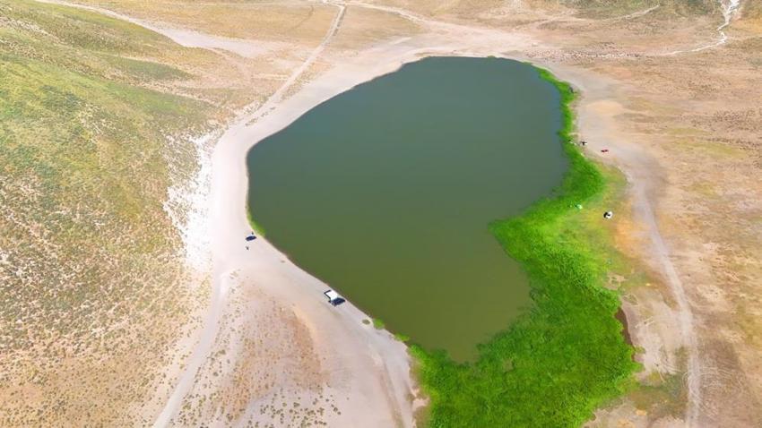 Nemrut Kalderası'nın kalbi kuruyor: Bitlis'teki Kalp Gölü'nün son hali görüntülendi