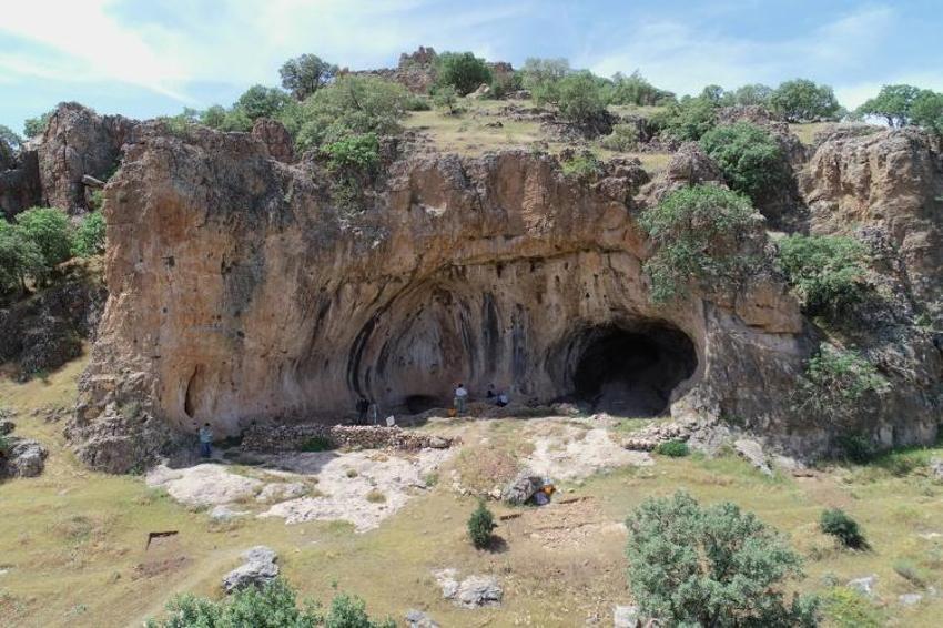 Mardin'in hazinesi mahallenin altından çıktı! 16 metre derinde bulundu: Altın gibi parlıyor