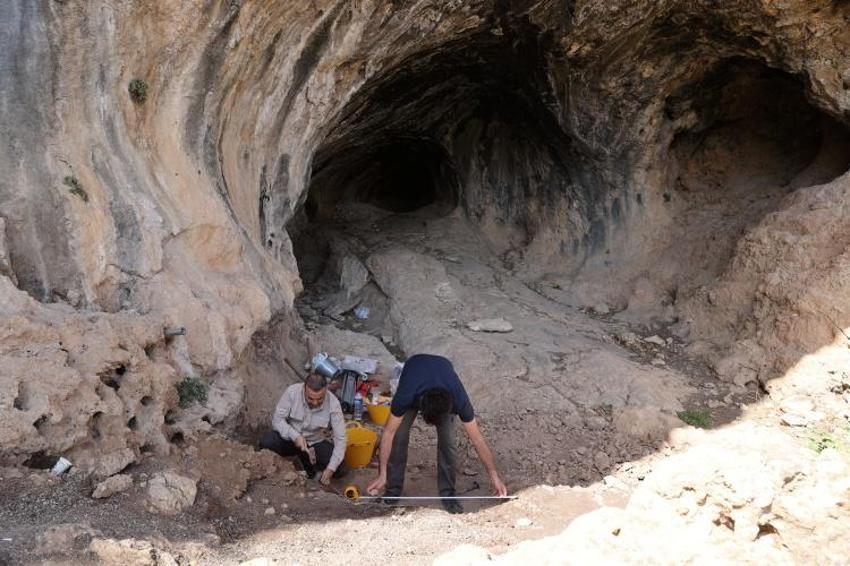 Mardin'in hazinesi mahallenin altından çıktı! 16 metre derinde bulundu: Altın gibi parlıyor