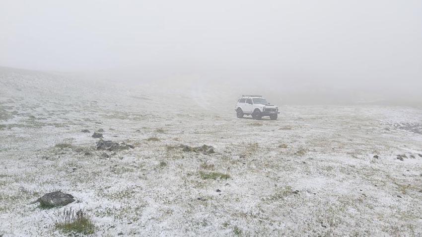 Kar yağışları 5 şehirde yaşayanlara sürpriz yaşattı! Rize, Trabzon, Bayburt, Gümüşhane ve Erzurum beyaza büründü