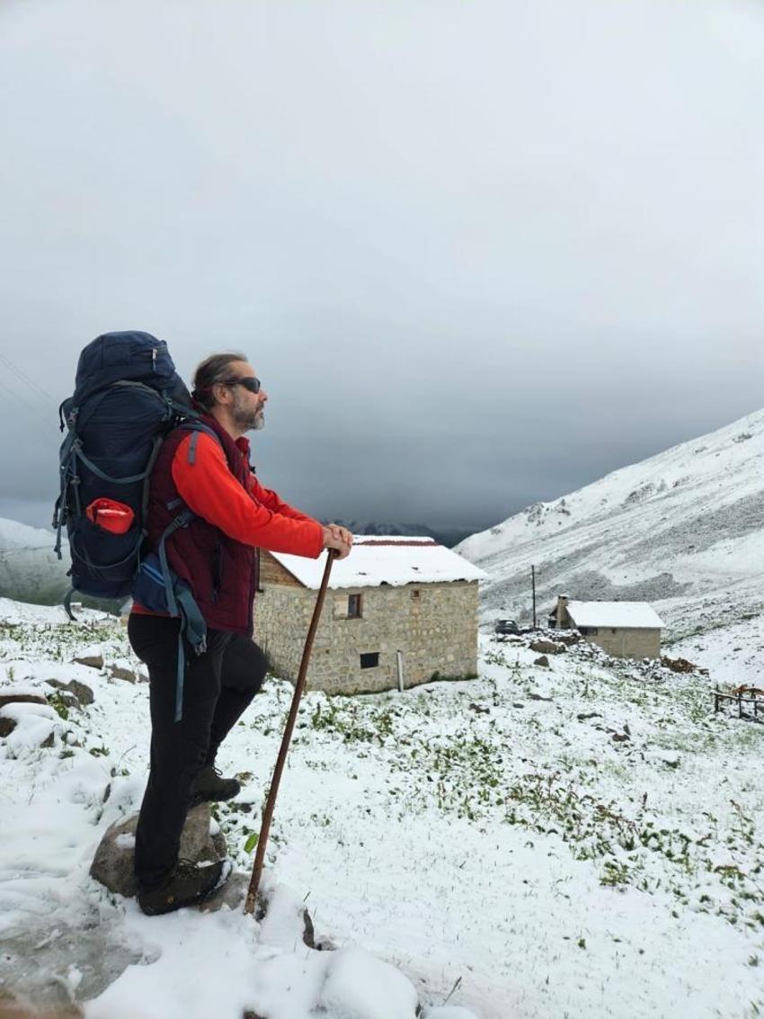 Ne olduğuna turistlerde şaşırdı: Rize'de kar bir anda bastırdı