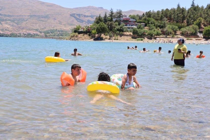 Türkiye'nin doğusu burada serinliyor: Hafta sonu 10 bin kişi oluyor
