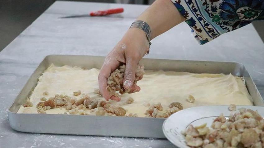 Bursalı kadınlar birlik olup para kazanmaya başladı! Özel siparişlere yetişemiyorlar