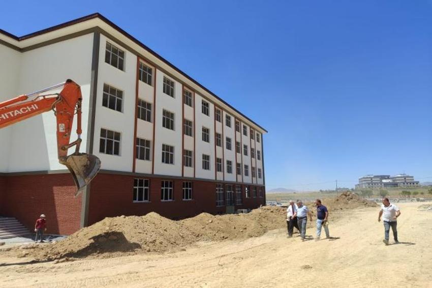 Konya'ya yeni okul: Bu yıl açılacak, başarılı öğrencilere burs verecek!