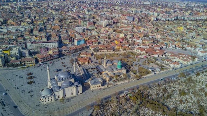 Konya'da her birinin görüntüsü değişti: Dokunduğu yeri delik deşik ediyor!