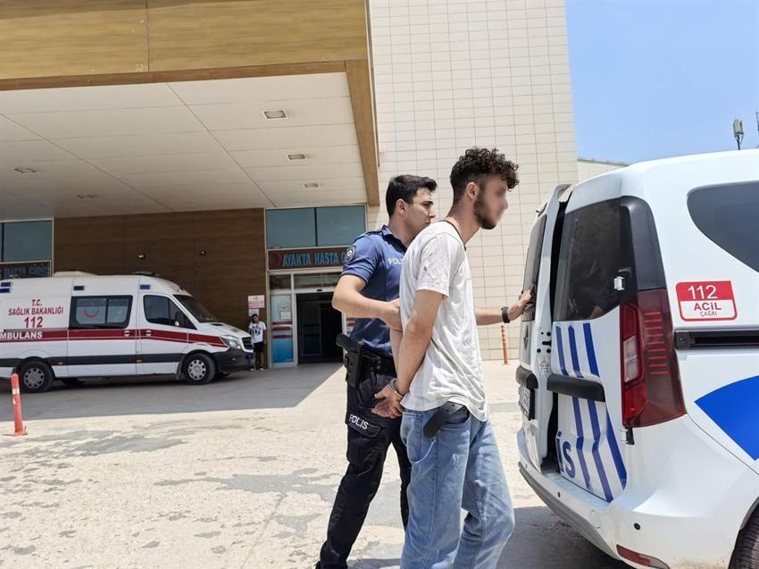 Alkollü genç serinlemek istedi! Hortumla ıslatmayan bahçıvana dersini verdi