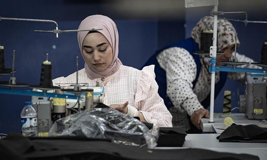 İşinden istifa edip fabrika kurdu! Adıyamanlı kadın girişimci sıfırdan başlayıp ihracatçı oldu: Üç kıtaya satış yapıyor