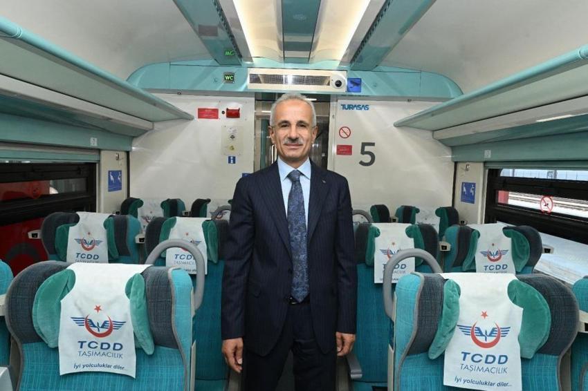 Eskişehir YHT seferleri artıyor! Bakan Uraloğlu duyurdu: Artık haftanın her günü hizmet verecek
