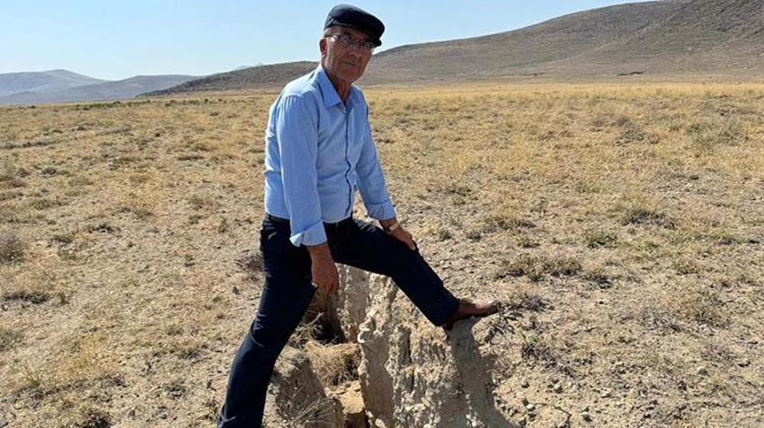 Konya'da köylüler tedirgin! Yarıklar her geçen gün biraz daha büyüyor