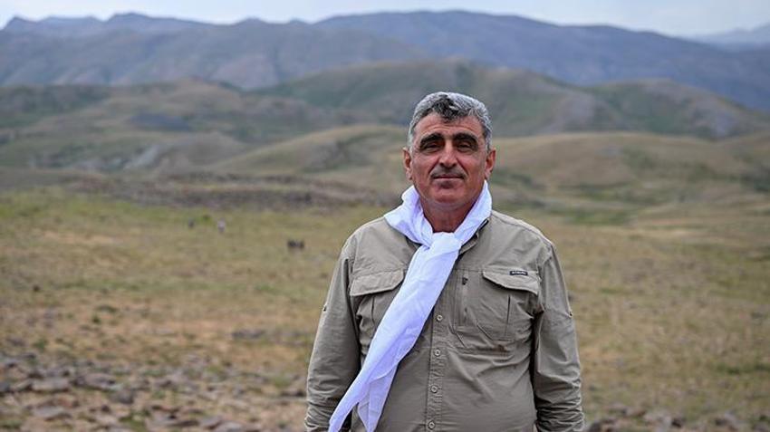 Van'da tarih yeniden yazılacak! 3 bin rakımlı yaylada 50 odalı kale ve sur bulundu