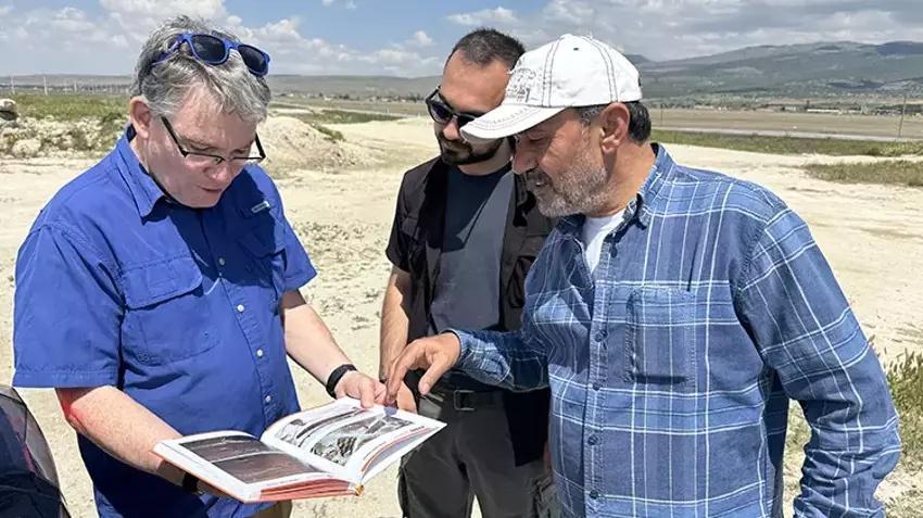ABD'li bilim insanı Konya'ya sadece onun için geldi! Köyde görünce donup kaldı: Tehlike sınırı aştı