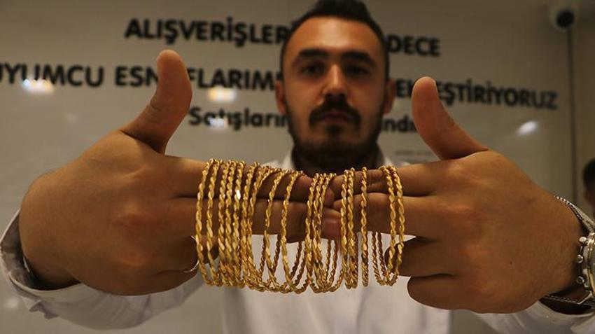 Yılların kuyumcusundan altın değerinde tavsiye: 'Yatırım için altın alırken bu üründen vazgeçmeyin'