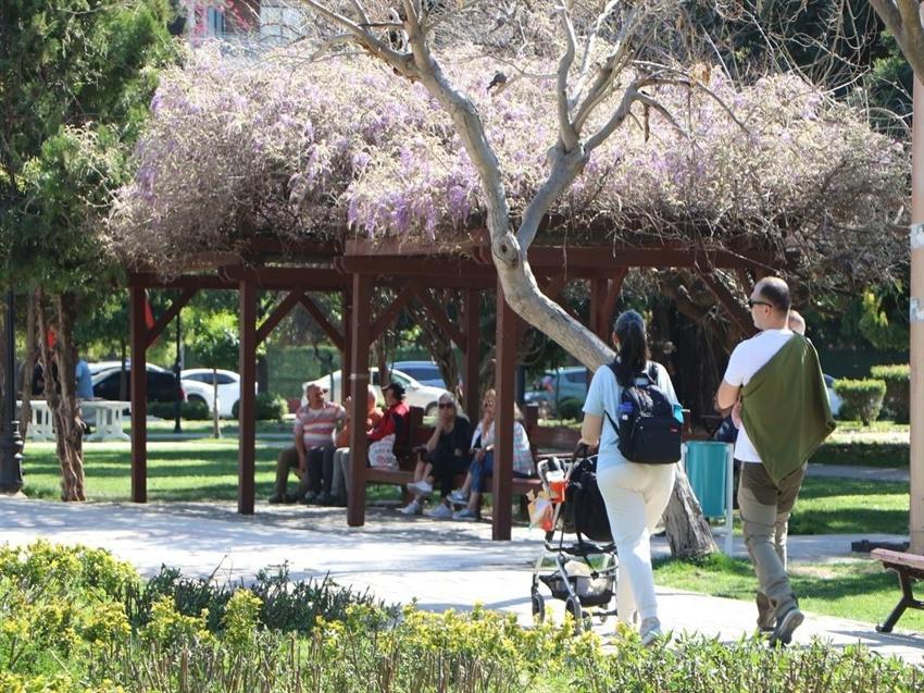 Bir şehir efsanesi: Terliyken soğuk su içme, hasta olursun!