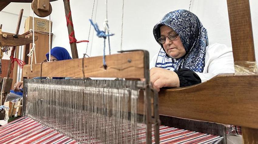 Babaannesinden öğrendi meslek sahibi oldu! 11 yaşında ustalaştı, Taraklı'ya taşınıp maaş sahibi oldu