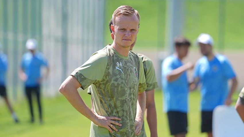 Alanyaspor’un Kosovalı futbolcusu Hadergjonaj yeni sezona sıkı hazırlanıyor