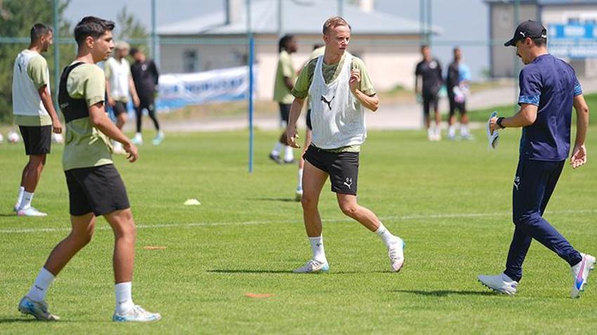 Alanyaspor’un Kosovalı futbolcusu Hadergjonaj yeni sezona sıkı hazırlanıyor