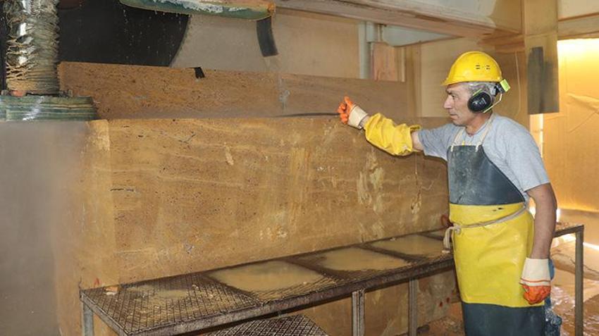 Sivas'ın göz alıcı doğal taşı: Oniks mermeri dünyaya satılıyor!