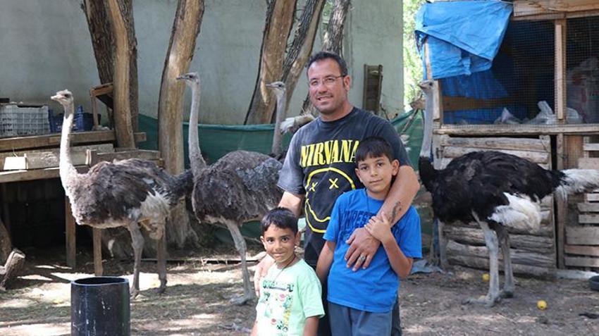 Yozgat'ta çocukluk hayalini gerçekleştiren vatandaş siparişlere yetişemiyor! Henüz çıkmamış yumurtaların bile sahibi var